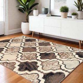 4' X 6' Ivory Quatrefoil Power Loom Distressed Stain Resistant Area Rug